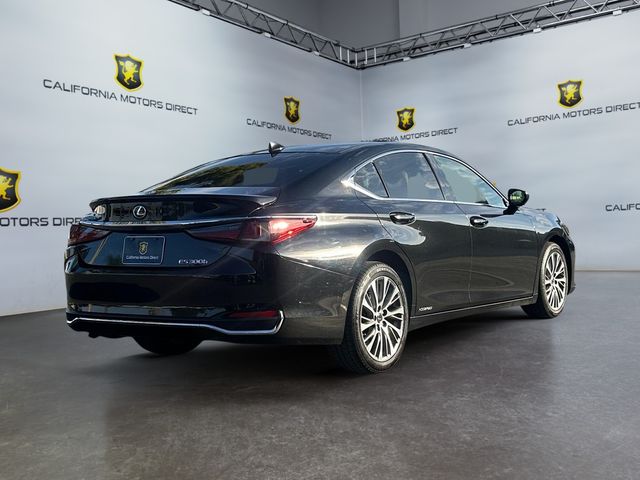 2021 Lexus ES 300h