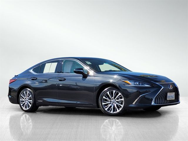 2021 Lexus ES 300h