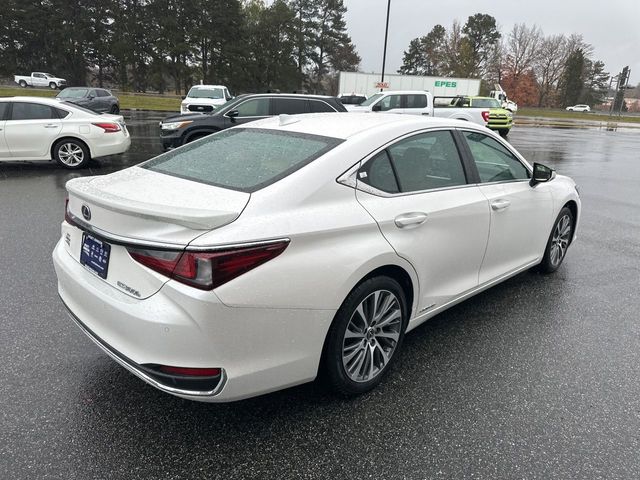 2021 Lexus ES 300h