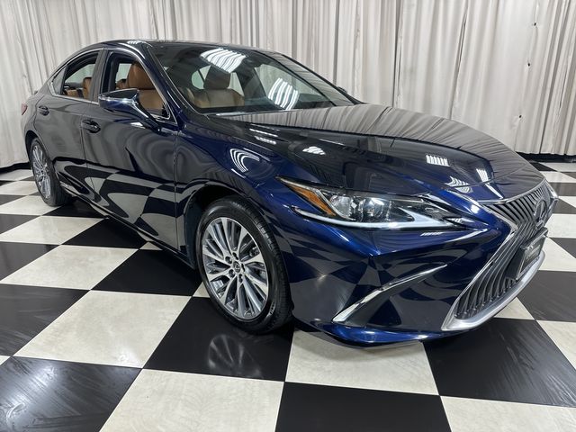 2021 Lexus ES 300h