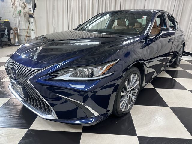 2021 Lexus ES 300h