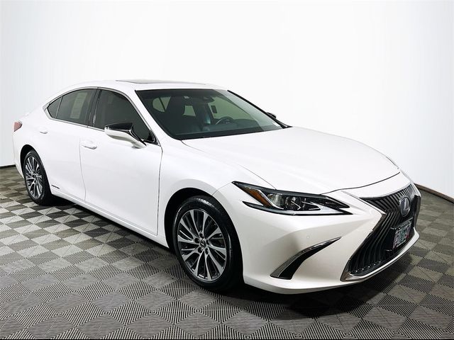 2021 Lexus ES 300h