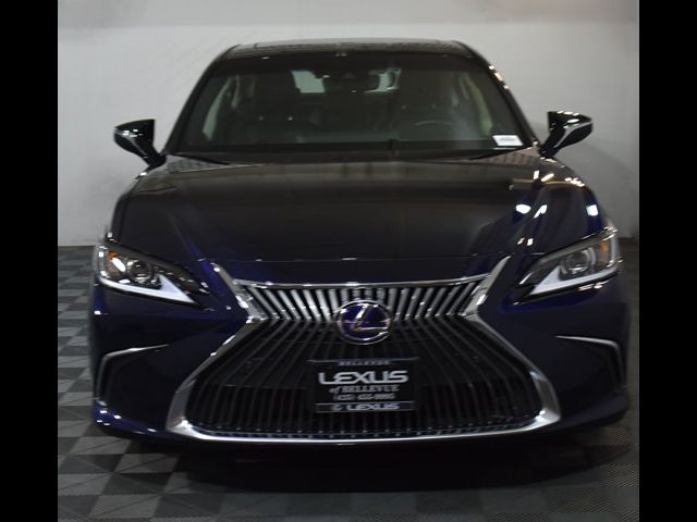 2021 Lexus ES 300h