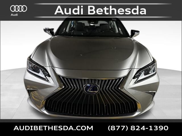 2021 Lexus ES 300h