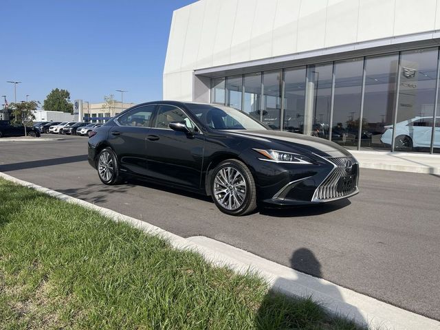 2021 Lexus ES 300h