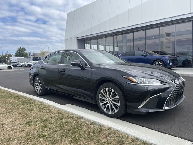 2021 Lexus ES 300h