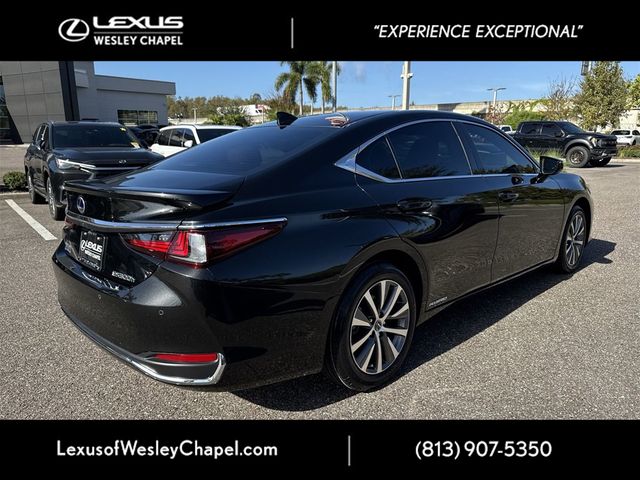 2021 Lexus ES 300h