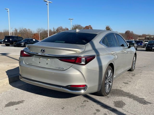 2021 Lexus ES 300h