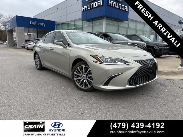 2021 Lexus ES 300h