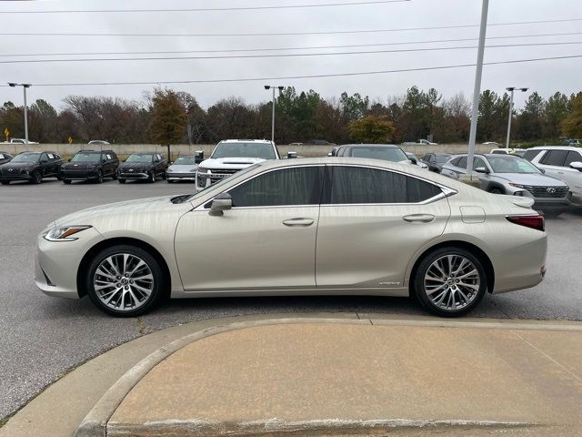 2021 Lexus ES 300h