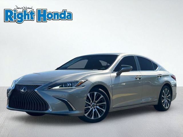 2021 Lexus ES 300h