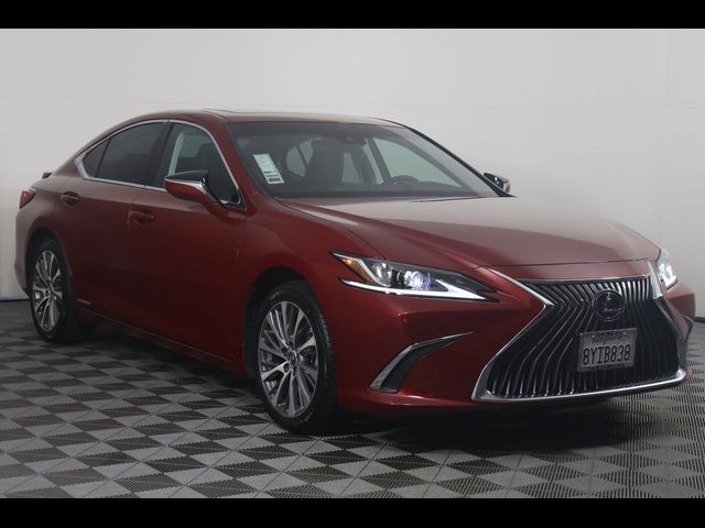 2021 Lexus ES 300h