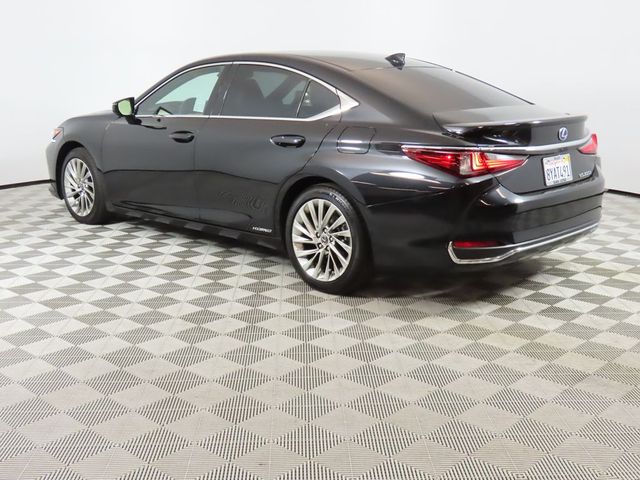 2021 Lexus ES 300h Luxury