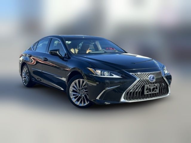 2021 Lexus ES 300h Luxury