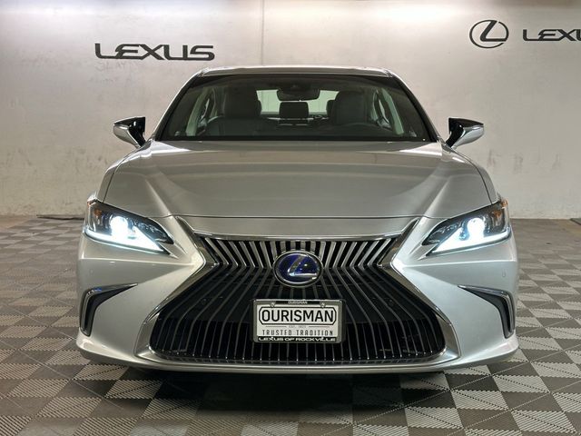 2021 Lexus ES 300h Luxury