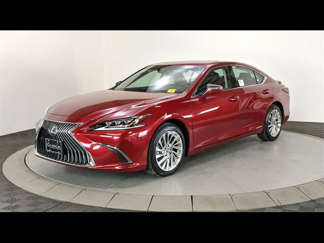 2021 Lexus ES 300h Luxury