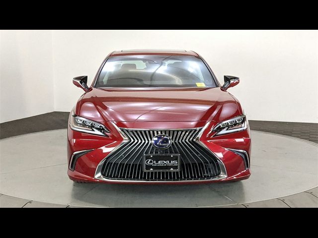 2021 Lexus ES 300h Luxury