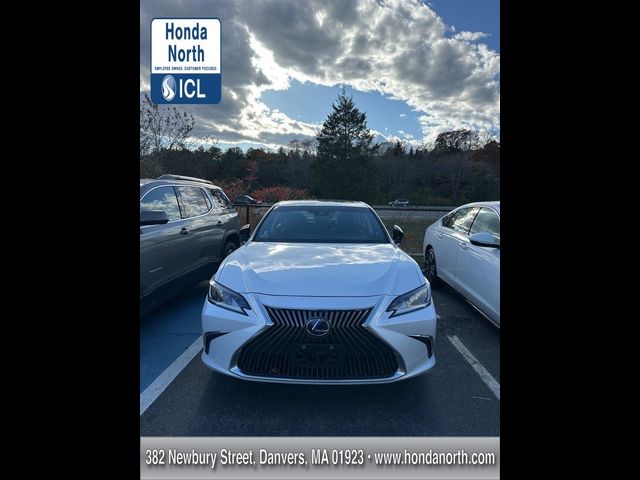 2021 Lexus ES 300h Luxury