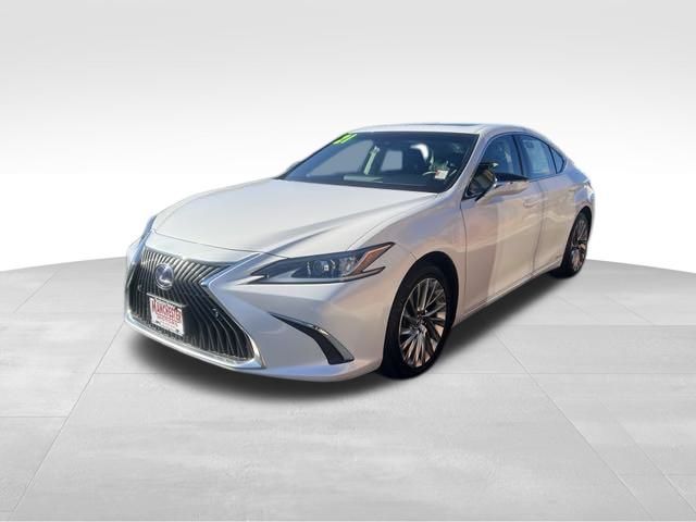 2021 Lexus ES 300h Luxury