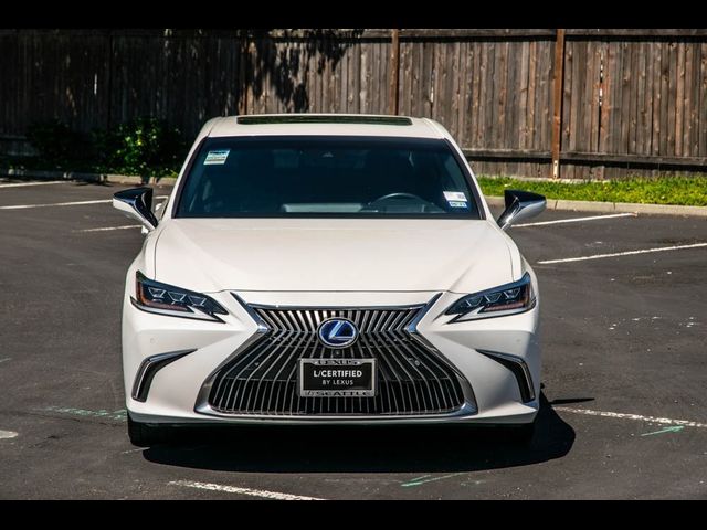 2021 Lexus ES 300h Luxury