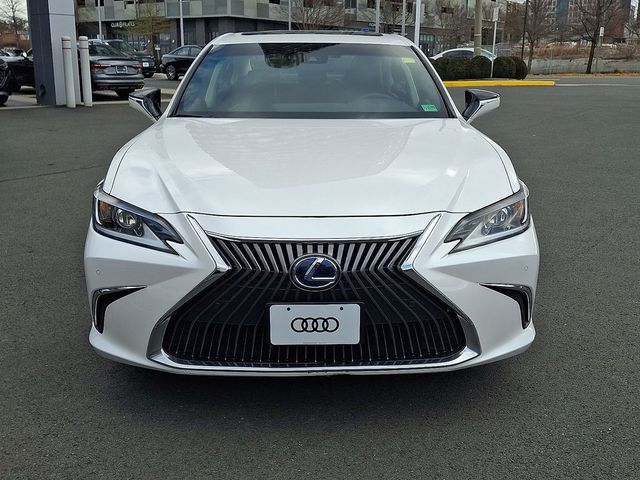 2021 Lexus ES 300h Luxury