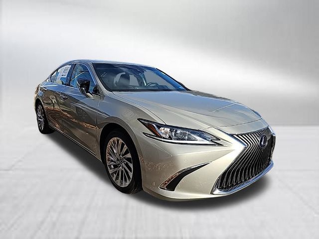 2021 Lexus ES 300h Luxury