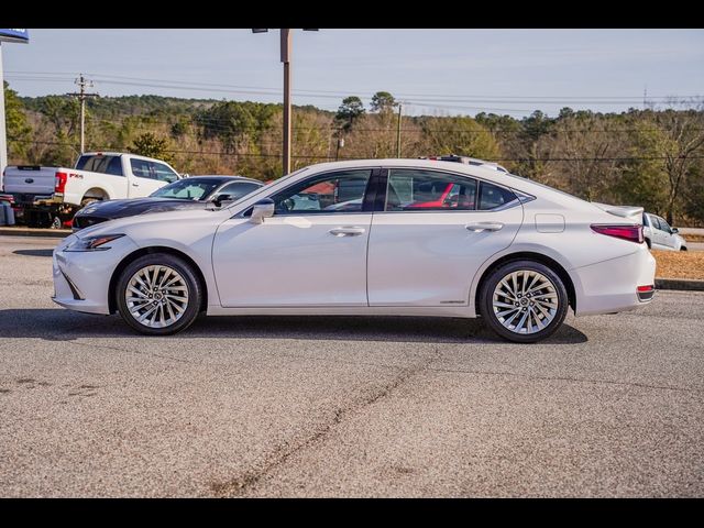 2021 Lexus ES 300h Ultra Luxury