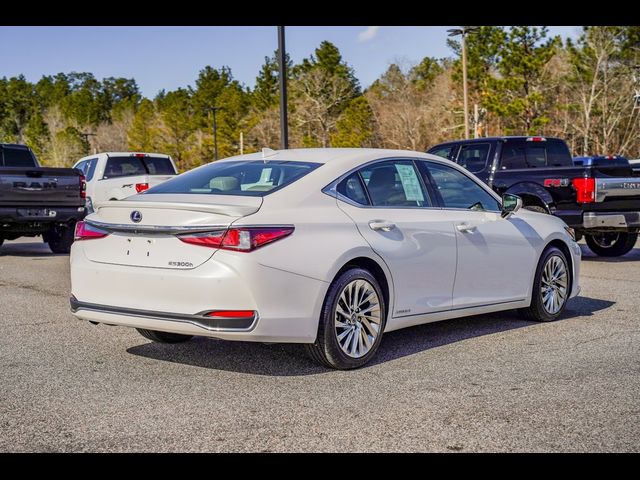 2021 Lexus ES 300h Ultra Luxury