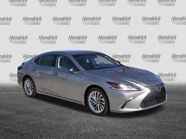 2021 Lexus ES 300h Ultra Luxury