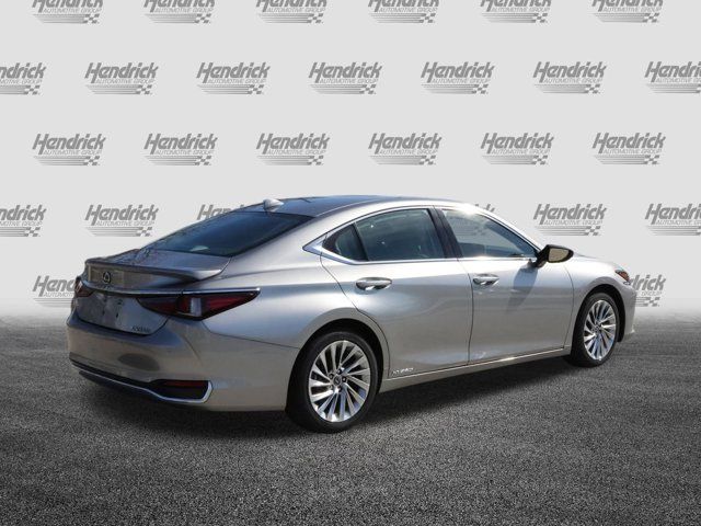 2021 Lexus ES 300h Ultra Luxury