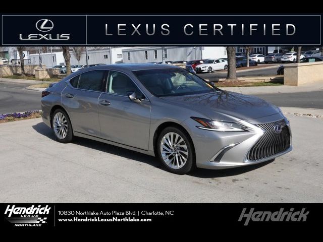 2021 Lexus ES 300h Ultra Luxury