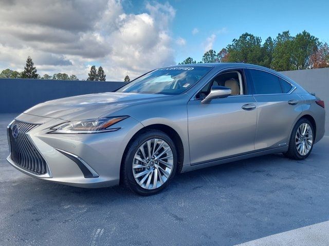 2021 Lexus ES 300h Ultra Luxury