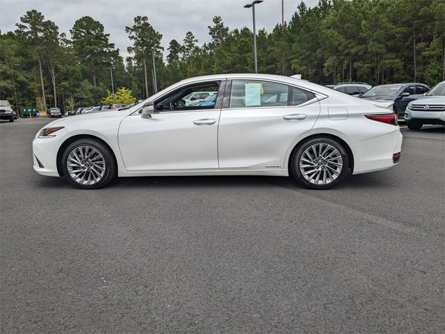 2021 Lexus ES 300h Ultra Luxury