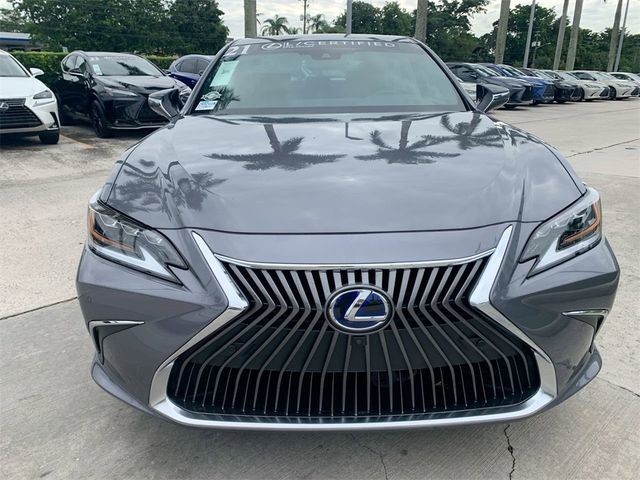 2021 Lexus ES 300h Ultra Luxury