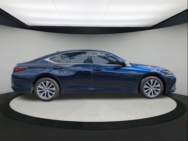 2021 Lexus ES 350