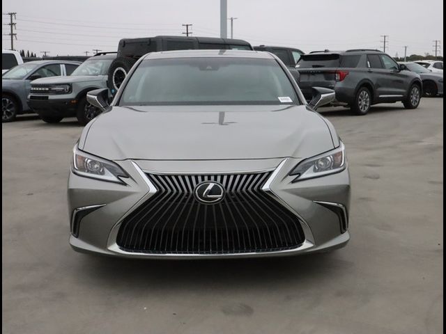 2021 Lexus ES 350