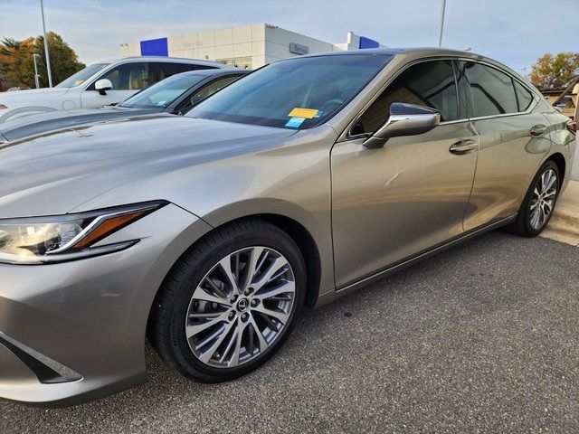 2021 Lexus ES 350