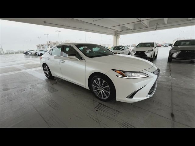 2021 Lexus ES 350