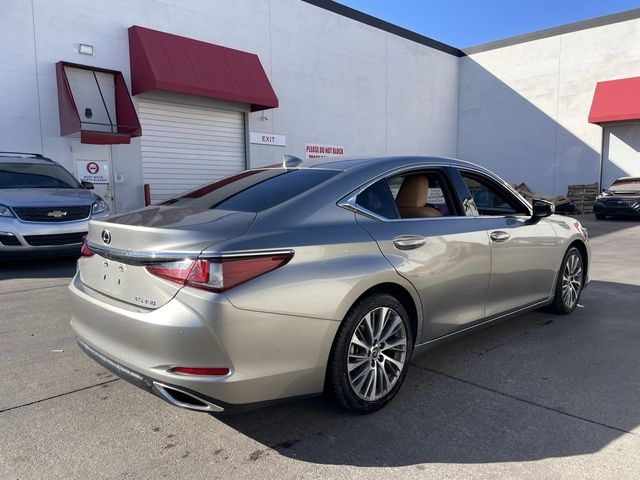 2021 Lexus ES 350