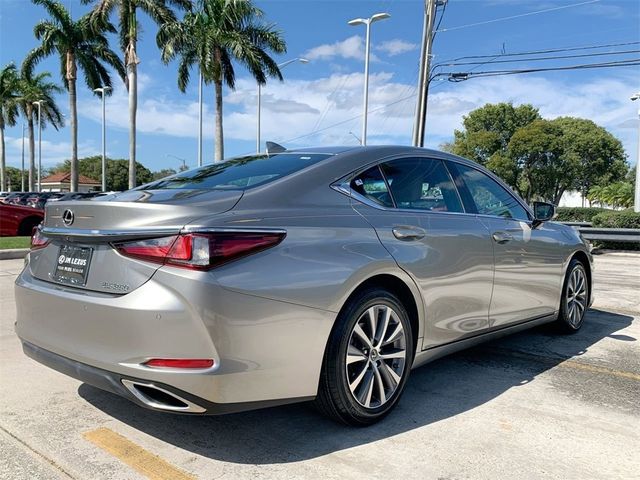 2021 Lexus ES 350