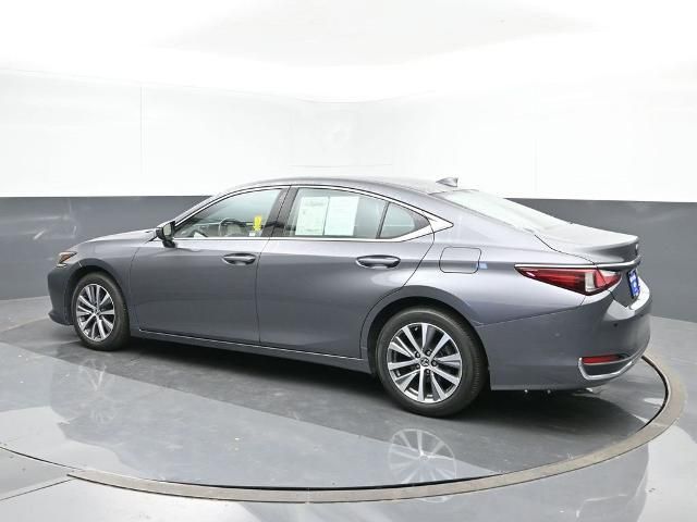 2021 Lexus ES 250