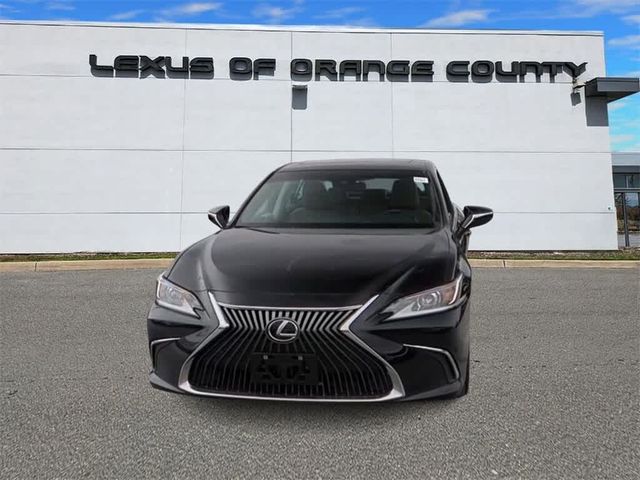 2021 Lexus ES 250