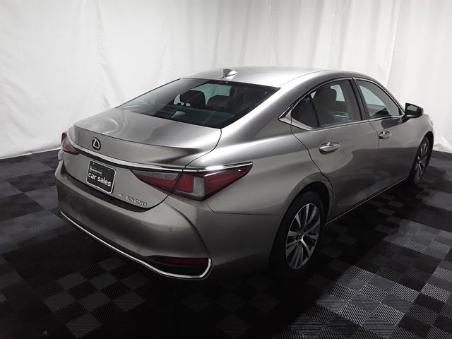 2021 Lexus ES 250