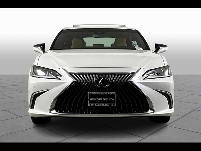 2021 Lexus ES 300h