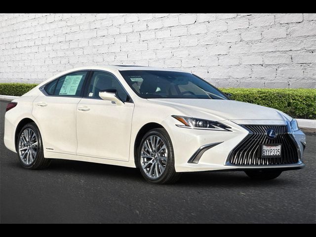 2021 Lexus ES 300h