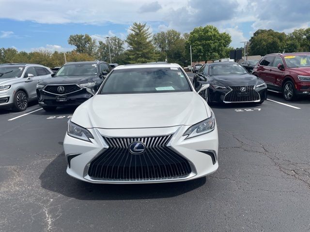 2021 Lexus ES 300h