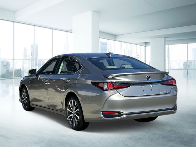 2021 Lexus ES 300h