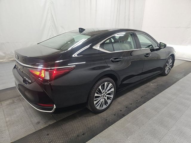 2021 Lexus ES 250