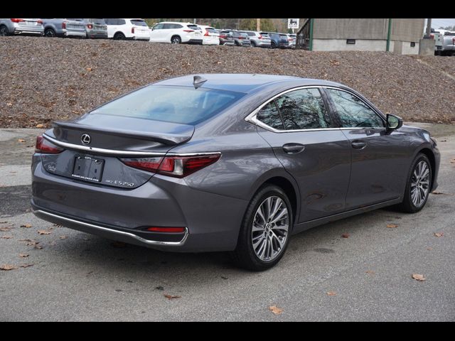 2021 Lexus ES 250