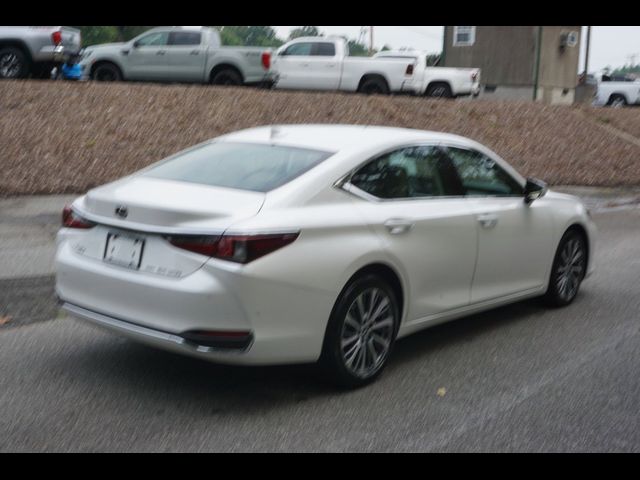 2021 Lexus ES 250